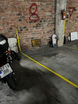 Plaza moto alquiler garaje