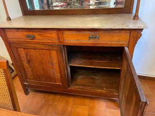 Mueble aparador Art Nouveau