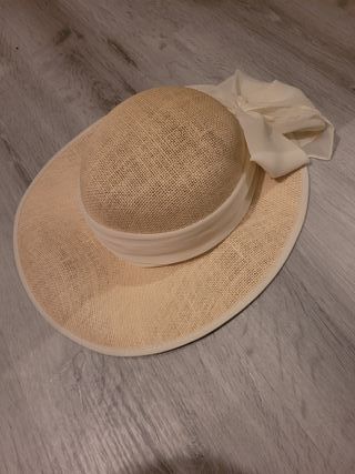 Sombrero y bolso beige - Verano