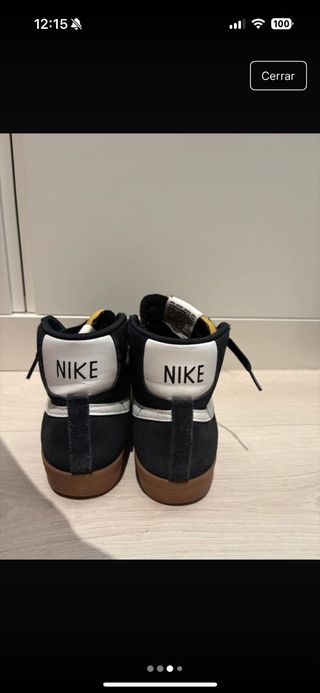 Nike Blazer Mid '77 - Tenis negros