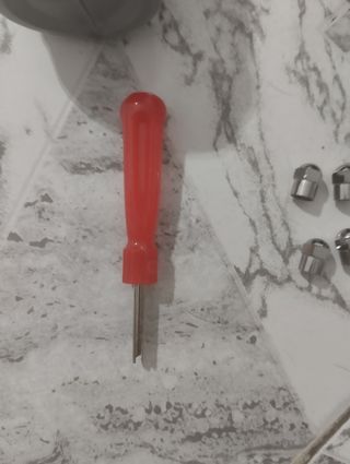 Kit Anti pinchazos neumáticos 
