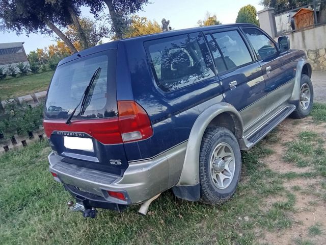 Mitsubishi Montero 1999