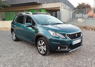 Peugeot 2008 Allure 1.2 i 110 cv