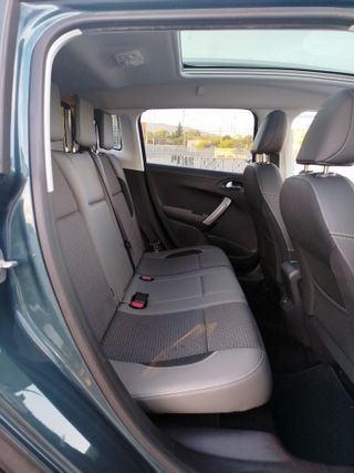 Peugeot 2008 Allure 1.2 i 110 cv
