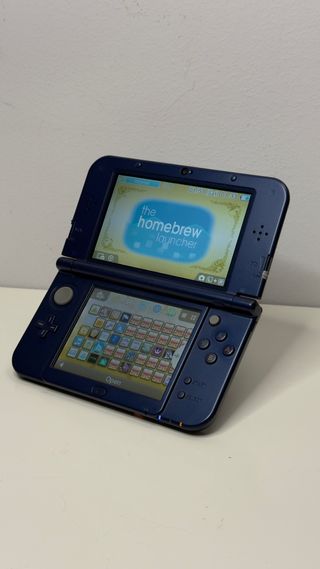 Nintendo NEW 3DS XL Metallic Blue + Box + Manuals 