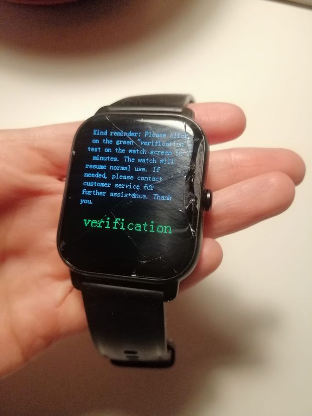 Smartwatch NERUSA negra