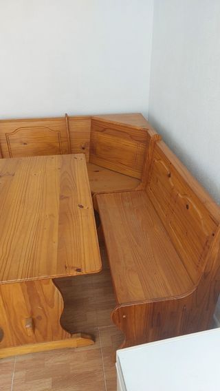 Conjunto mesa madera rincón