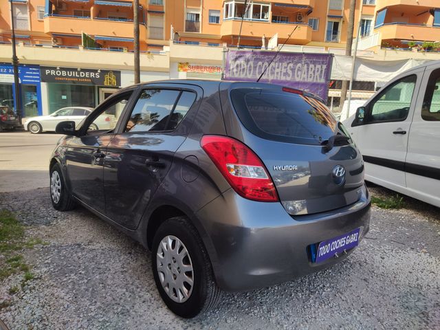 Hyundai i20 2011