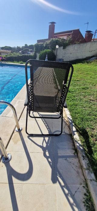 Tumbona negra plegable - jardín/piscina