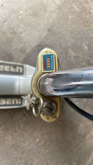 Patín eléctrico Urbeni antiguo ( para piezas )