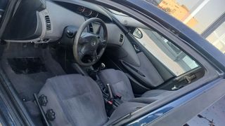 Nissan Primera 2003