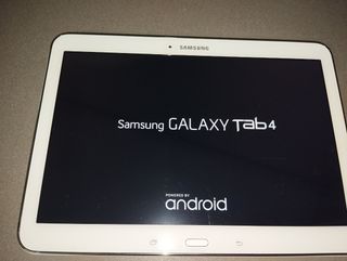 Samsung Galaxy Tab 4 blanca