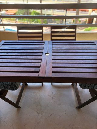 Mesa teka jardín + 4 sillas