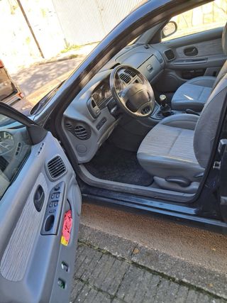 Renault Laguna 1999