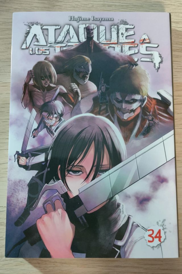 ATAQUE A LOS TITANES 34