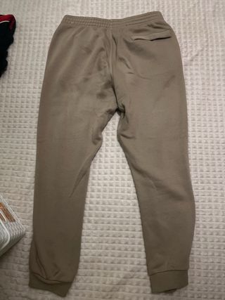 Pantalones Nike beige