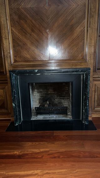 Chimenea mármol negra y verde