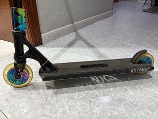  Scooter - Abec 9 NKD Extreme
