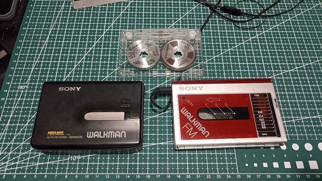Walkman Sony WM-FX70: Radio Cassette