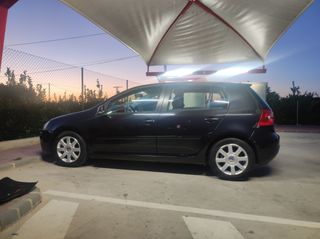 Volkswagen Golf 2005
