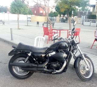 Honda 750. VTS. NEGOCIABLE.