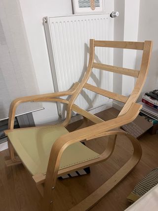 Butaca mecedora IKEA beige