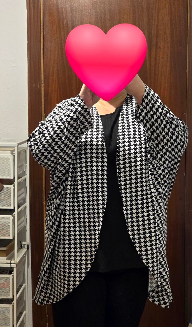 Chaqueta con estampado de pata de gallo.