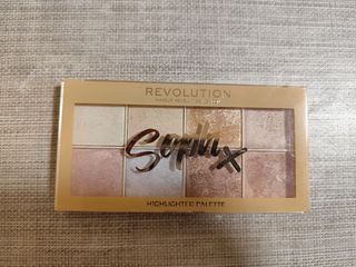 Paleta iluminadora Revolution Soph x