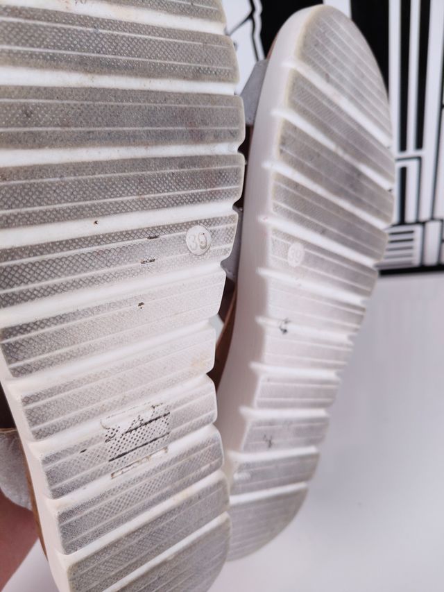 Sandalias plata mujer nº 39. Regalo zapatos.