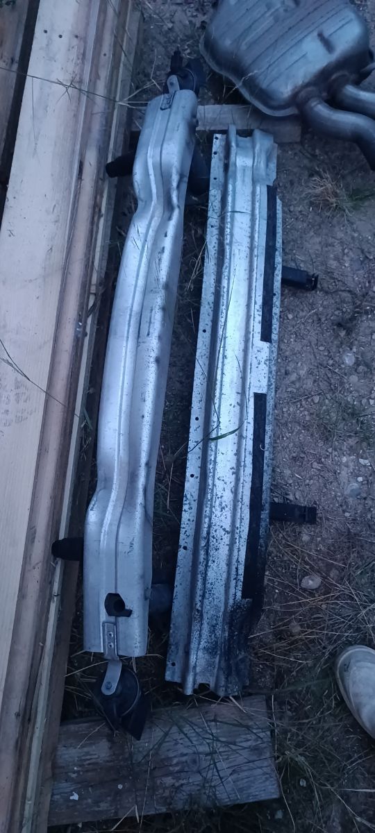 Viguetas parachoques Audi A4 B7 Avant