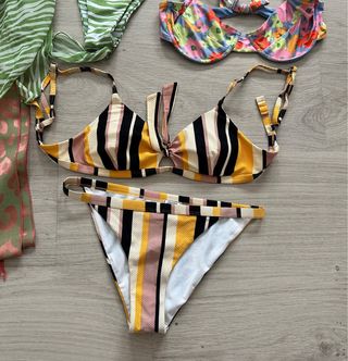 LOTE BIKINIS WOMAN S, CALZEDONIA, y pareos