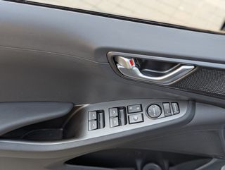 Hyundai IONIQ 2021