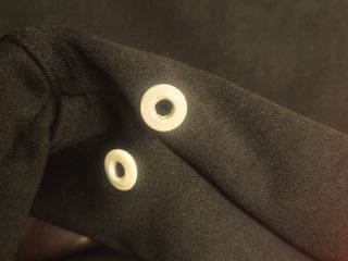 Sudadera negra y roja
