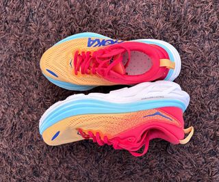 Zapatillas Hoka - Naranja y Rojo
