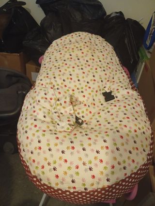 Almohada - para poder poner al Bebé, con funda