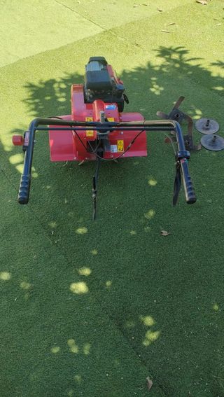 Motoazada mula HONDA FG314 - Rotoazada color rojo