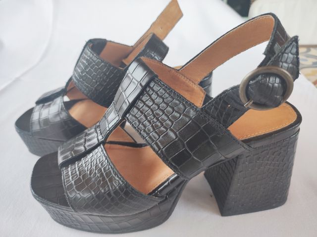Sandalias Camila's tacón negro 36