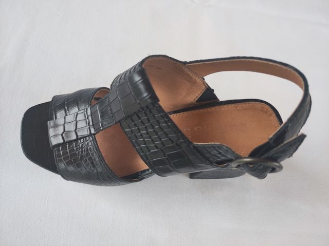 Sandalias Camila's tacón negro 36