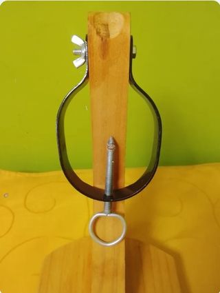 Jamonera de madera