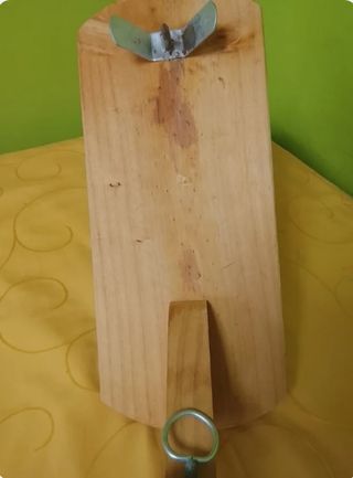Jamonera de madera