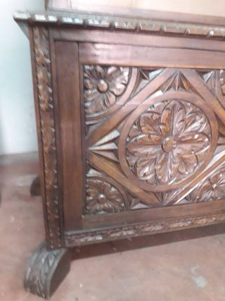 Vitrina antigua madera nogal