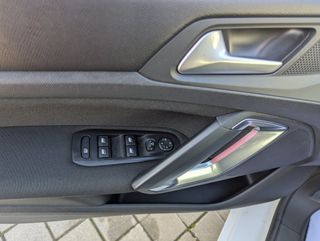 Peugeot 308 1.5BlueHdi 130Cv Allure Automático