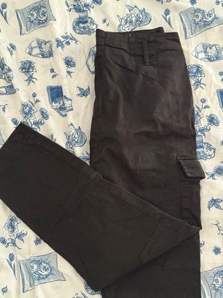 Pantalones cargo negros