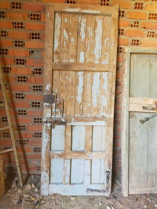 Puerta madera antigua 