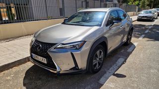 Lexus UX 2020