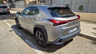 Lexus UX 2020