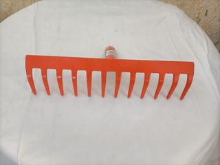 Rastrello Acciaio 12 Denti Stocker 