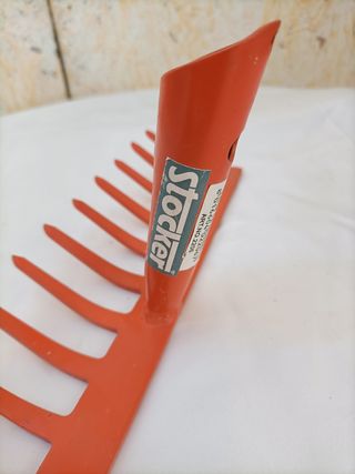 Rastrello Acciaio 12 Denti Stocker 