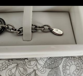 Pulsera Lotus acero, plateada y negra.