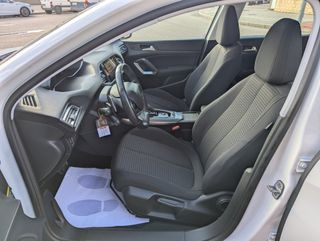 Peugeot 308 1.5BlueHdi 130Cv Automático Allure 